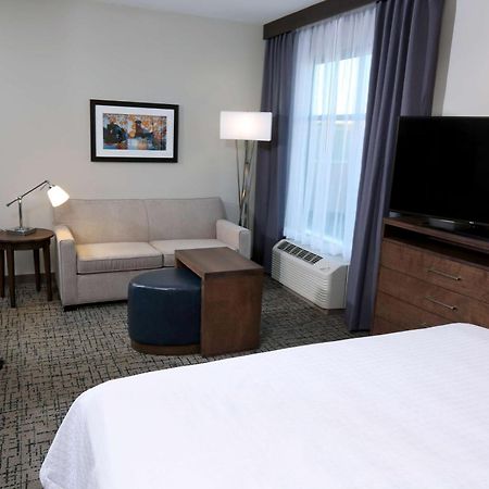 โฮมวูด สวีท บาย ฮิลตัน เวสต์ฟาร์โก แซนฟอร์ด เมดิคัลเซ็นเตอร์ Hotel ภายนอก รูปภาพ
