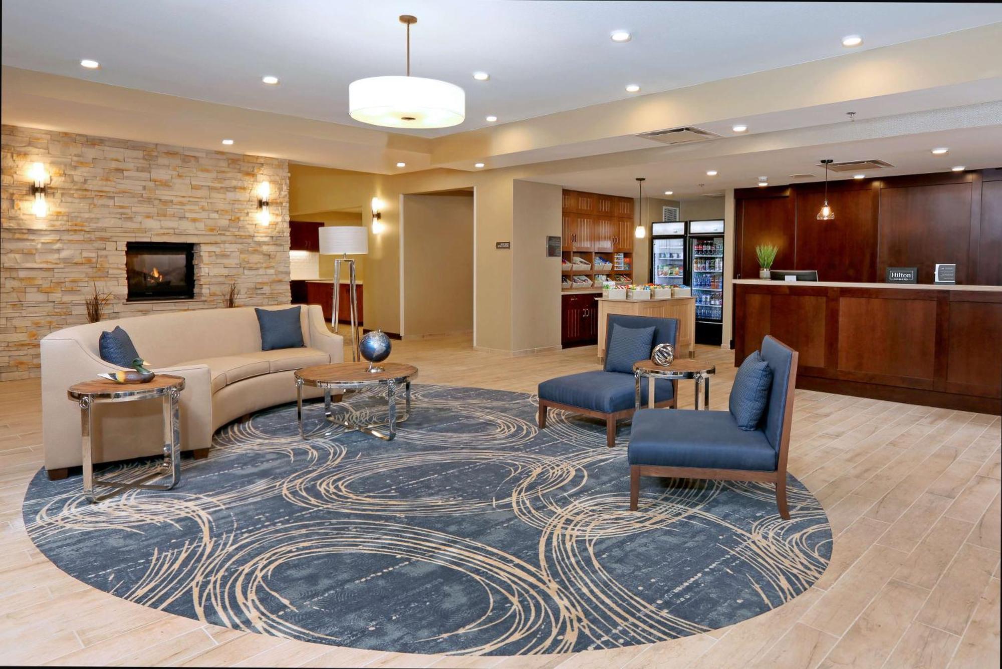 โฮมวูด สวีท บาย ฮิลตัน เวสต์ฟาร์โก แซนฟอร์ด เมดิคัลเซ็นเตอร์ Hotel ภายนอก รูปภาพ